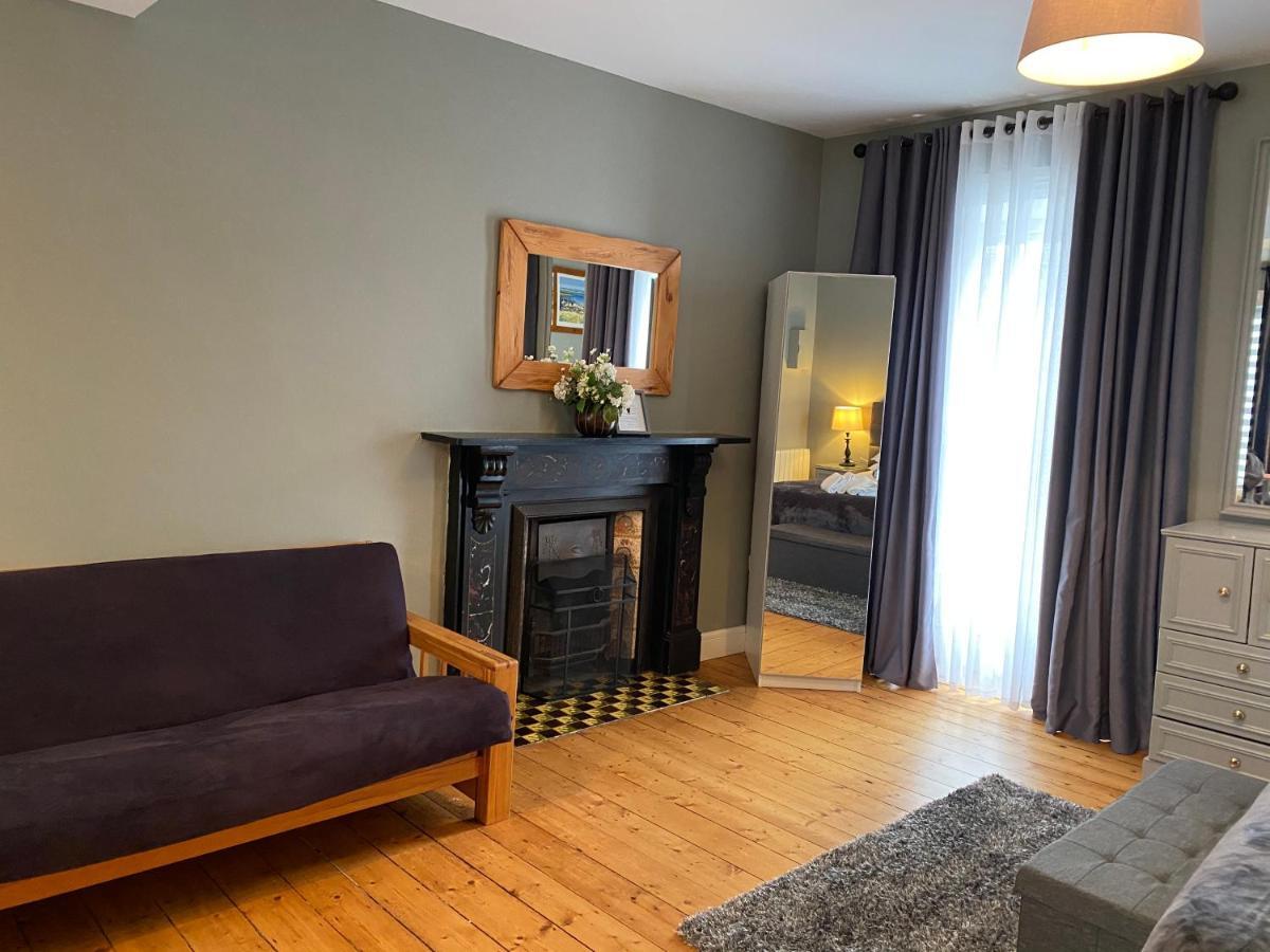 6 New Street Selfcatering Bnb Studio 1 Bantry Exterior photo